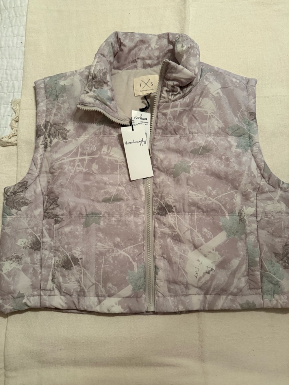 Juniors Size M Thread & Supply Soft Lavender Vest with Subtle Print
